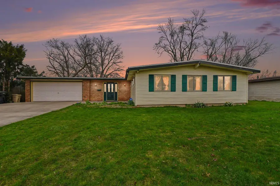826 Whitehall Drive, South Bend, IN 46615 - #2
