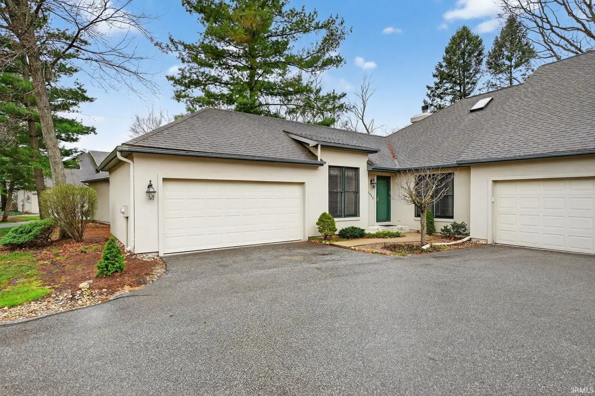 1342 Bridge Water Way, Mishawaka, IN 46545 - #1