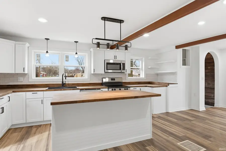 1603 Summit Street, New Haven, IN 46774 - #3