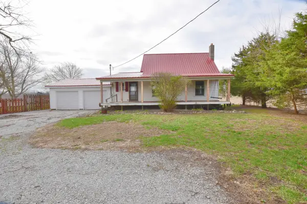 6933 W Sr 14, Winamac, IN 46996