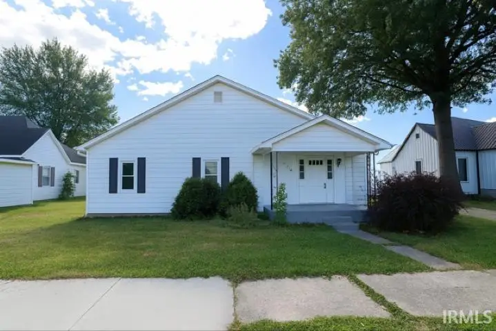 212 E Hopewell Street, Farmersburg, IN 47850 - #1