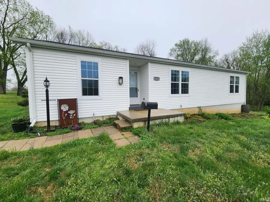 379 N Mulberry Street, Petersburg, IN 47567 - #2