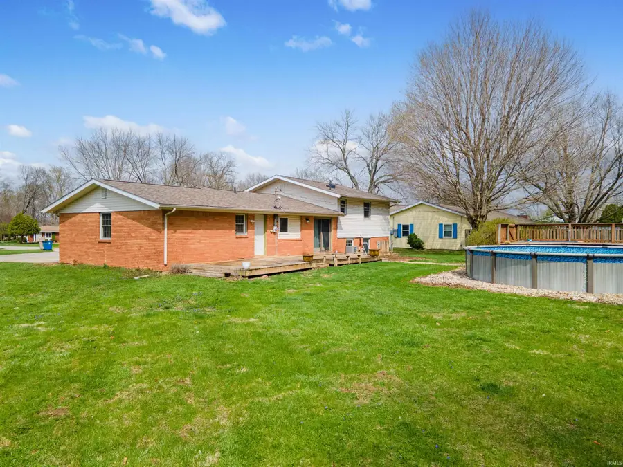 2305 W Clearview Drive, Marion, IN 46952 - #3