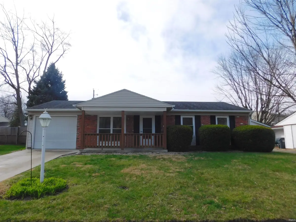 8301 N Colony Drive, Yorktown, IN 47396 - #1