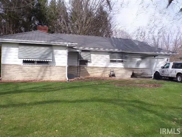 13453 S Us 35, Galveston, IN 46932