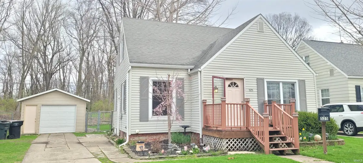 525 W Angela Boulevard, South Bend, IN 46617 - #1