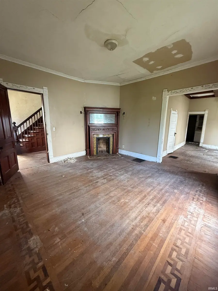 613 W Spencer Avenue, Marion, IN 46952 - #3