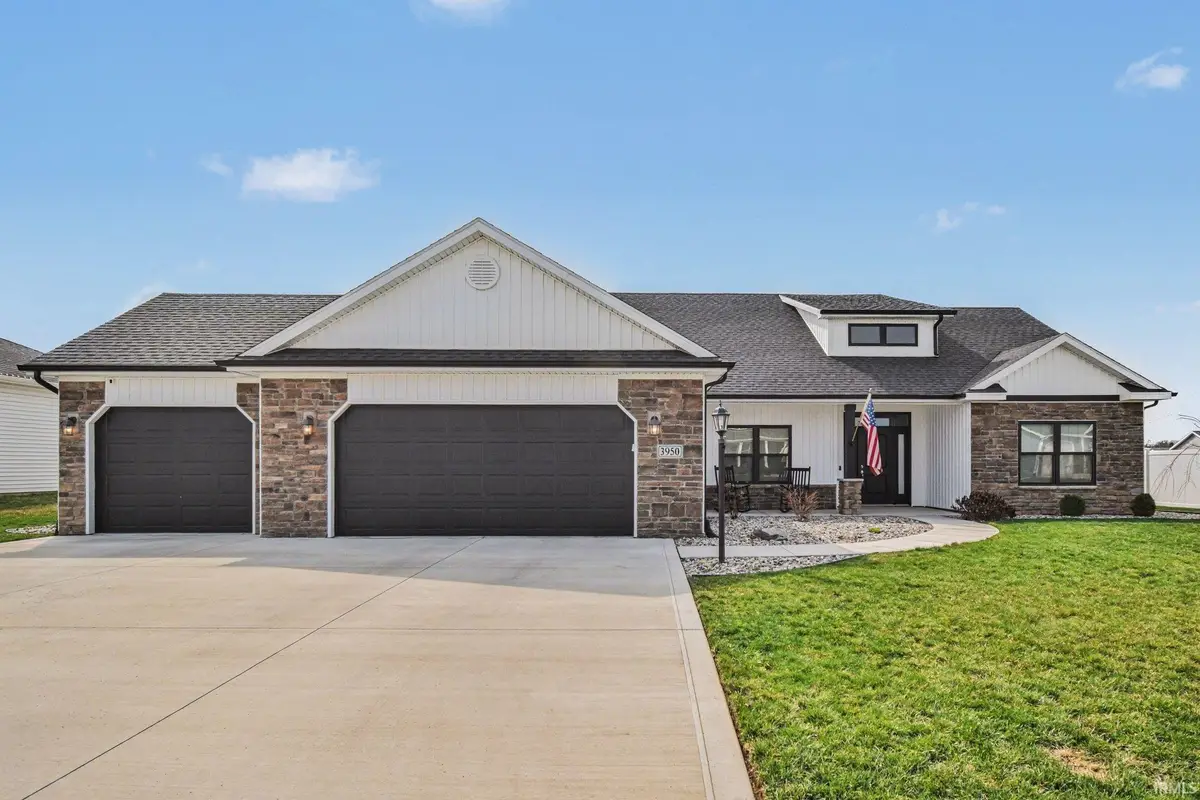 3950 Kings Pass, Warsaw, IN 46582 - #1