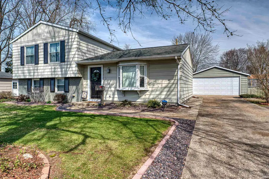 313 W Buena Vista Road, Evansville, IN 47710 - #3