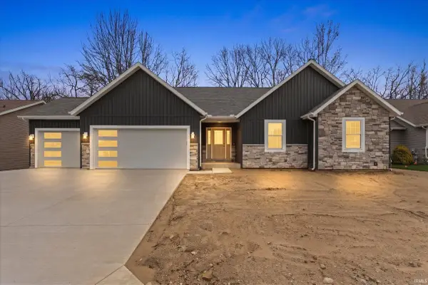 53712 Terre Verde Hills Court, South Bend, IN 46628