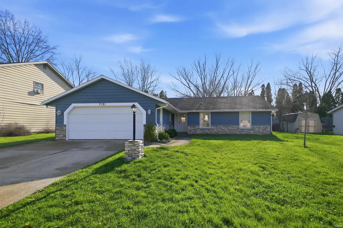 7121 Treverton Drive, Fort Wayne, IN 46816 - #1