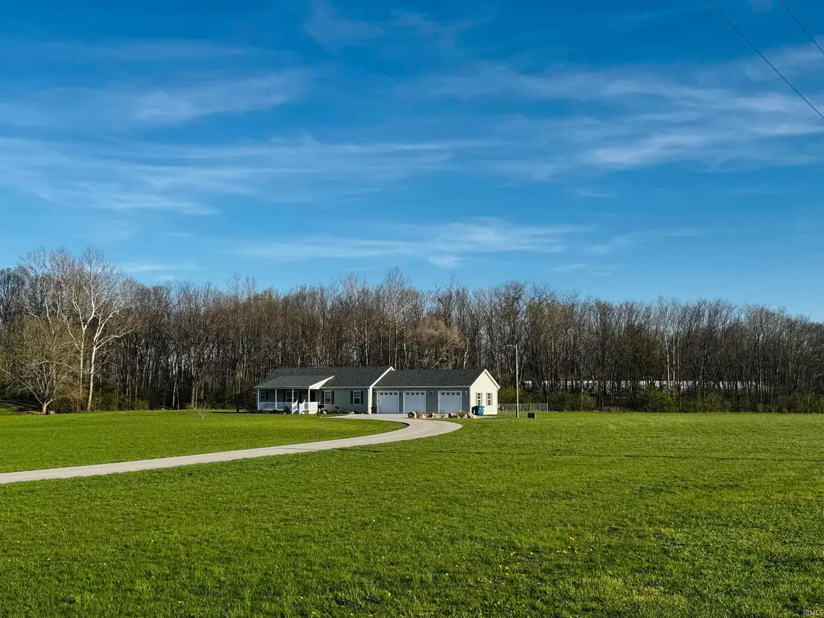 1891 E Paw Paw Pike, Peru, IN 46970 - #1