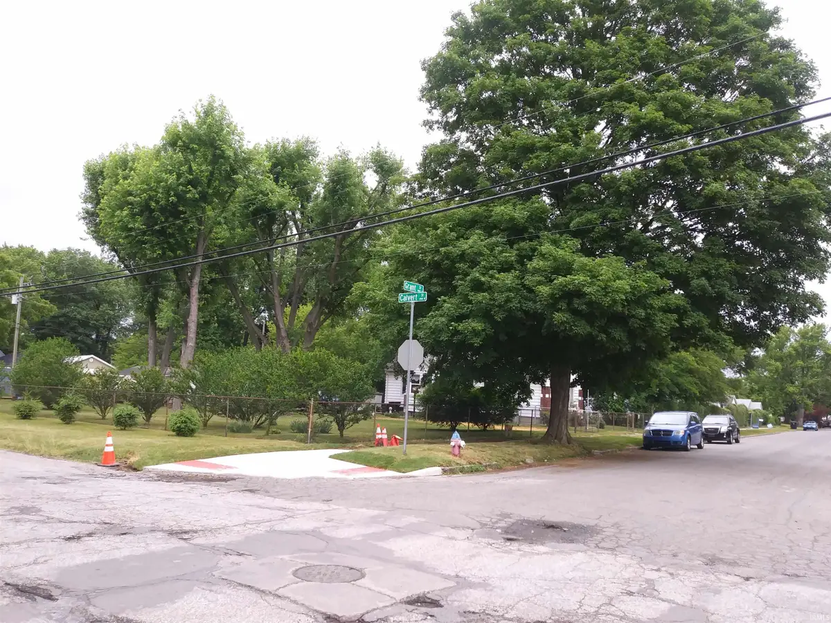 132 S Grant Street, South Bend, IN 46628 - #1