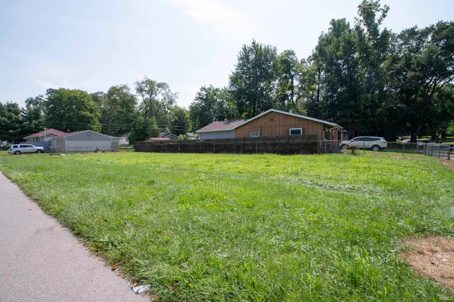 132 S Grant Street, South Bend, IN 46628 - #2
