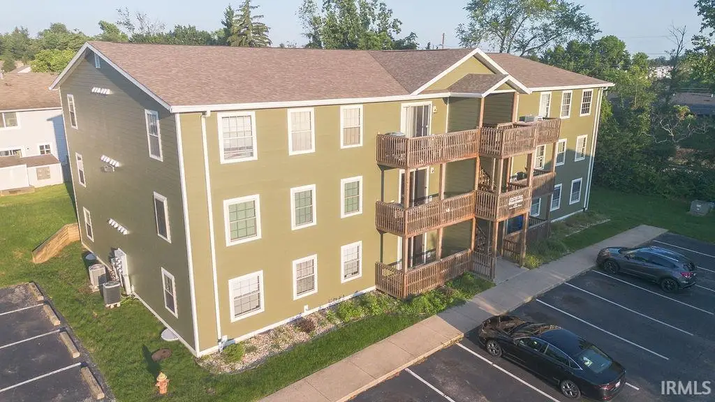 3230 E John Hinkle Place #D, Bloomington, IN 47408 - #1