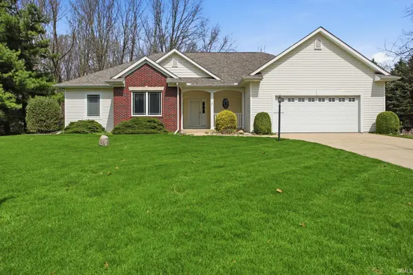 13635 Ranier Drive, Middlebury, IN 46540