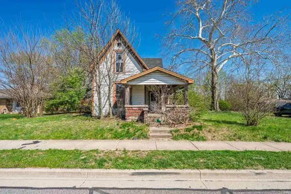 8110 S Walnut Street, Daleville, IN 47334