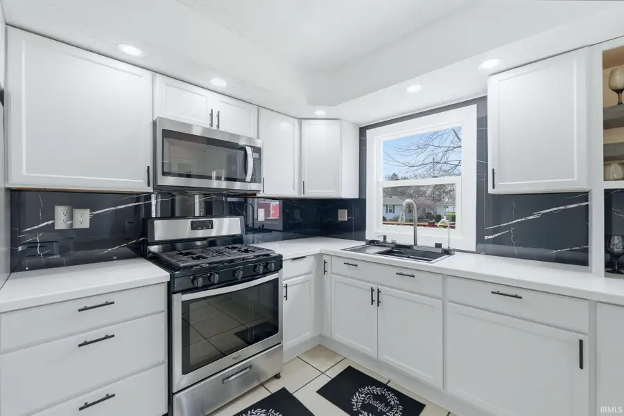 2569 W 645 N, Delphi, IN 46923 - #2