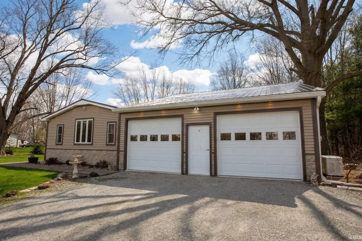 9006 W Old Road 30, Etna Green, IN 46524 - #1