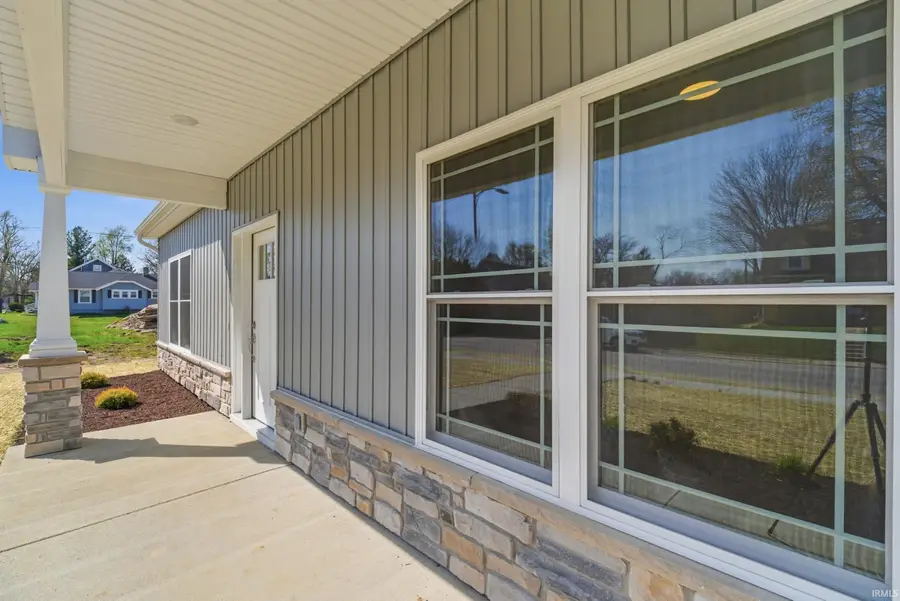 1004 E South Street, Frankfort, IN 46041 - #3