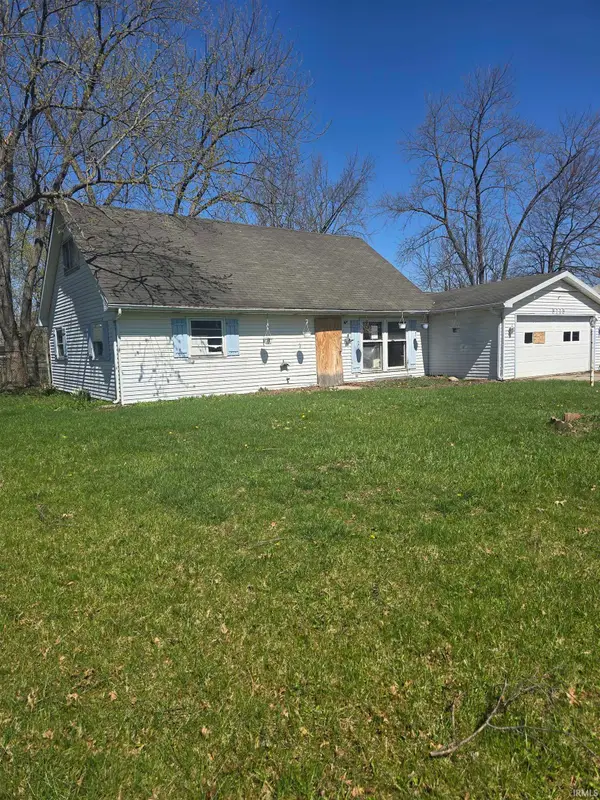 5115 Woodway Drive, Fort Wayne, IN 46835