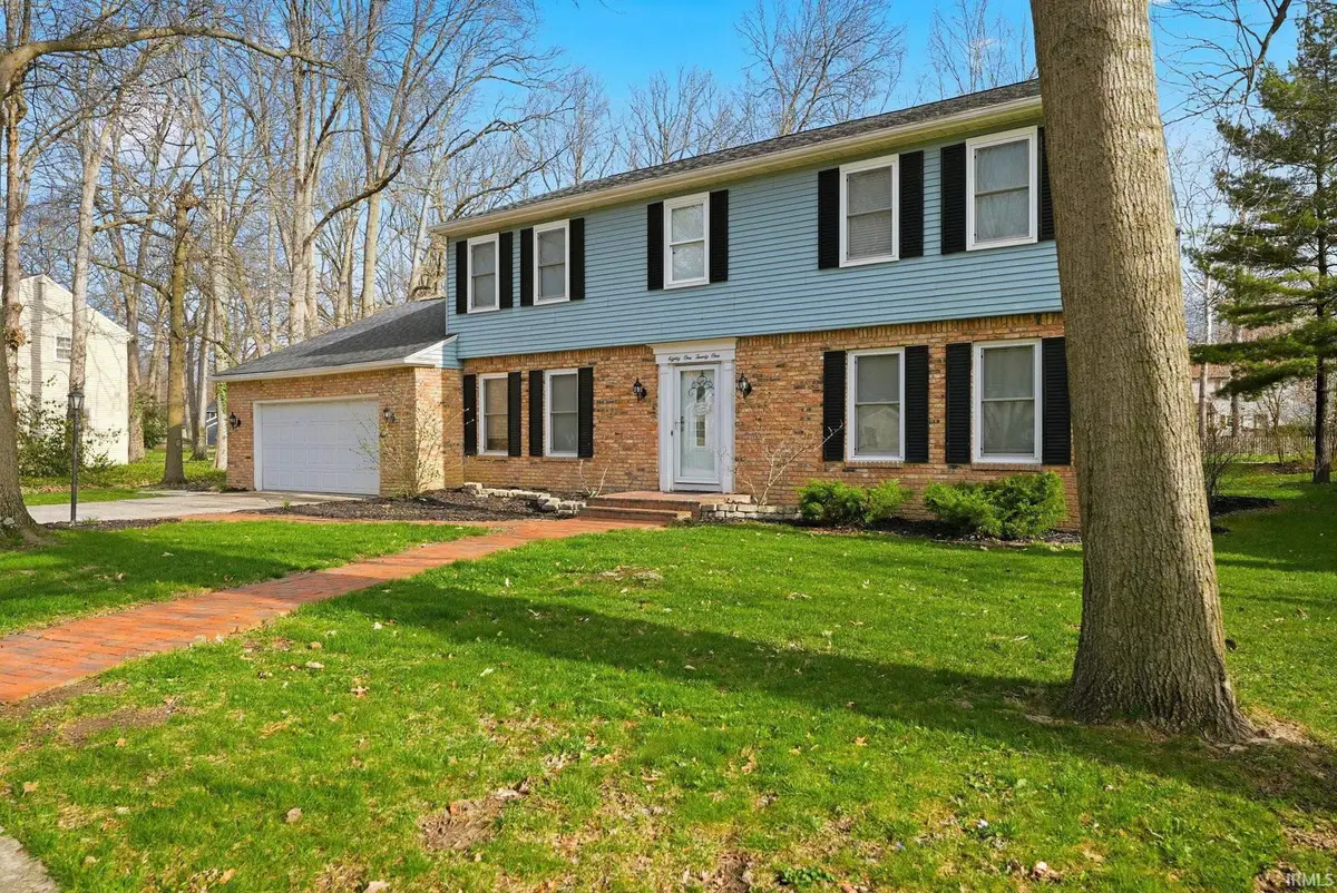 8121 Roanoke Drive, Fort Wayne, IN 46835 - #1