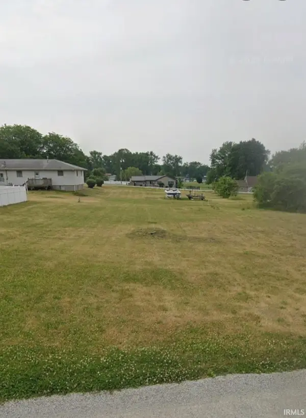 9270 E Wizard Of Oz Way, Cromwell, IN 46732