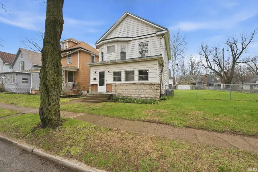 402 Perry Avenue, Fort Wayne, IN 46808 - #2