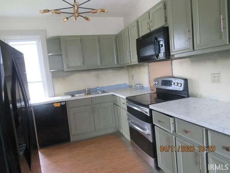 450 S Jefferson Street, Huntington, IN 46750 - #3