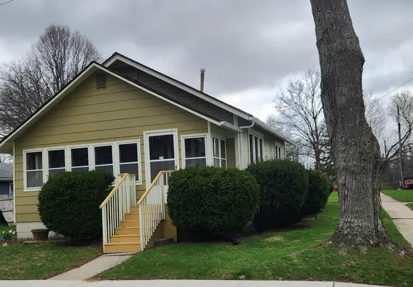 215 W Pleasant, Angola, IN 46703