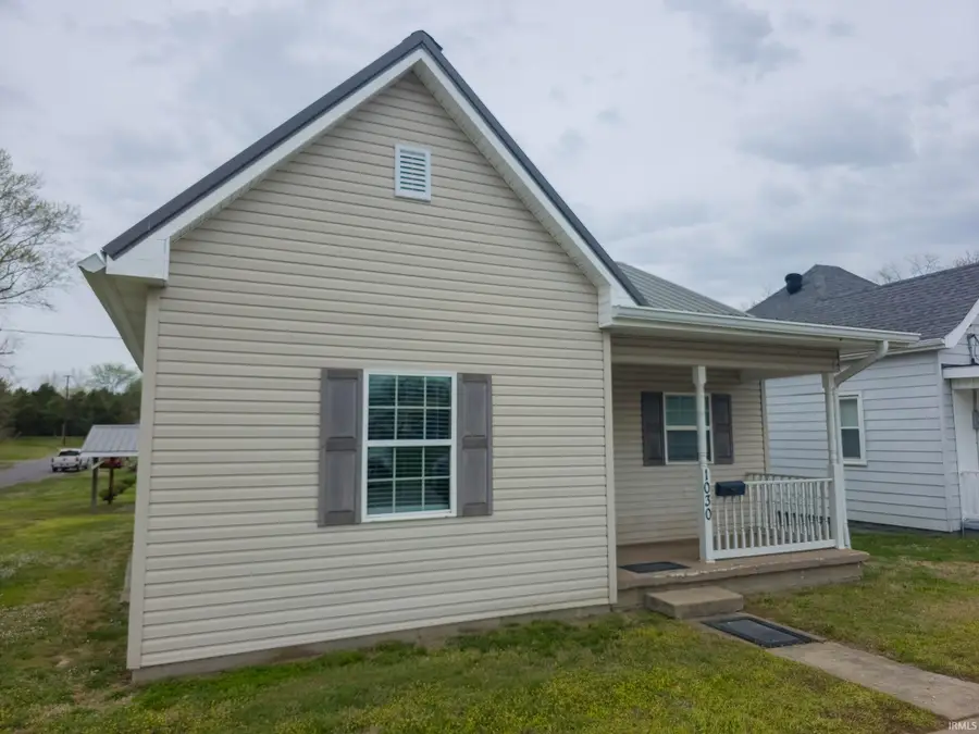 1030 W 6th Street, Mount Carmel, IL 62863 - #3