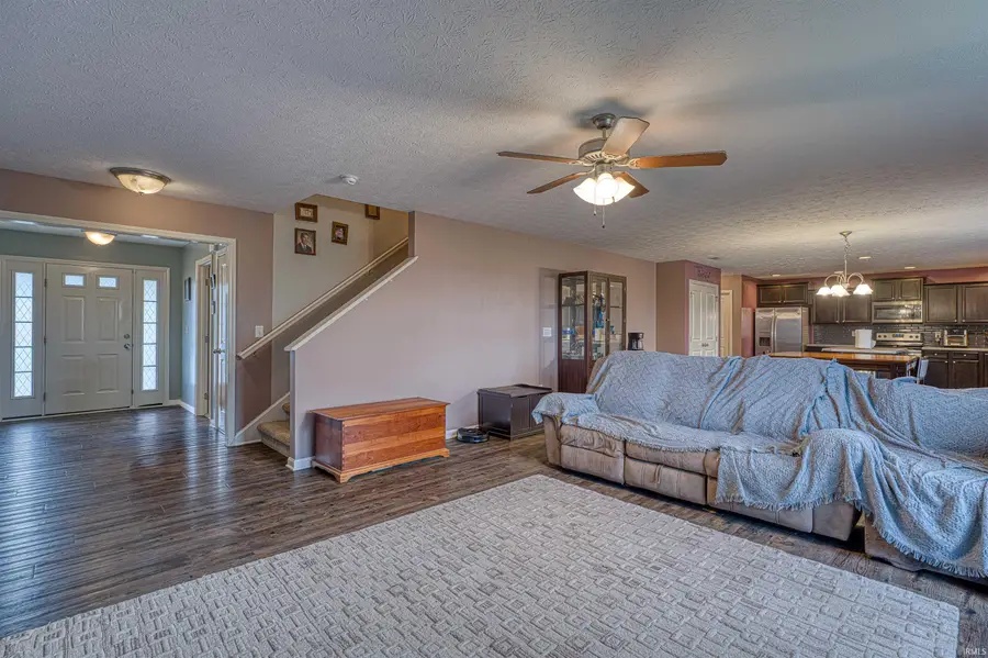 6411 Kinway Drive, Evansville, IN 47725 - #3