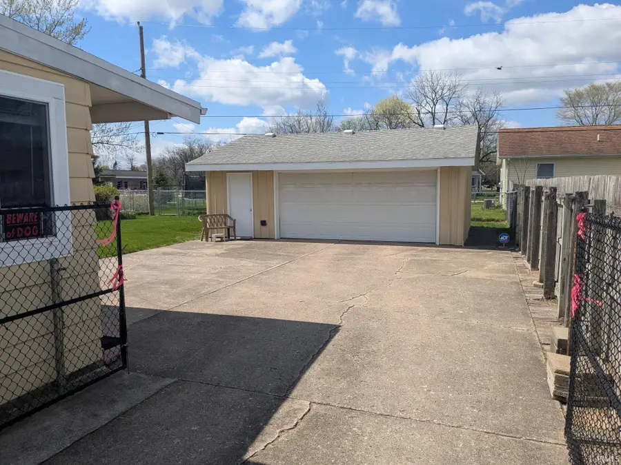 2445 Southdale Drive, Elkhart, IN 46517 - #3