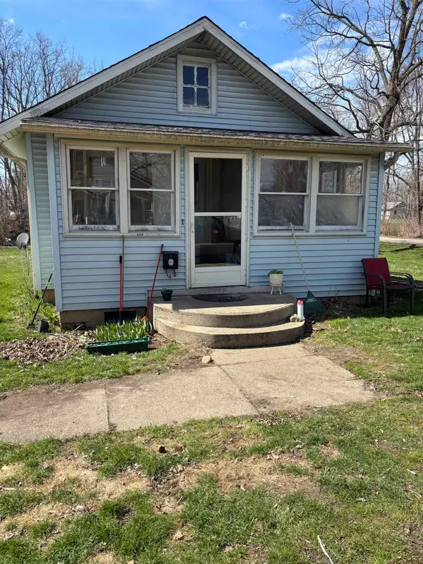 409 N Sycamore Street, Lagrange, IN 46761