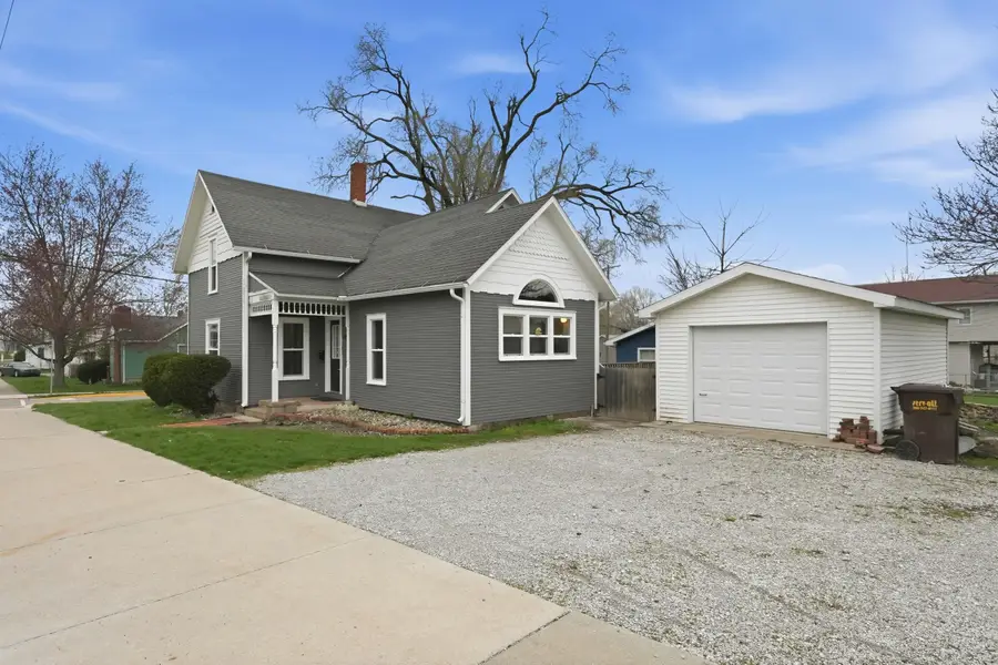 112 N Williams Street, Angola, IN 46737 - #2