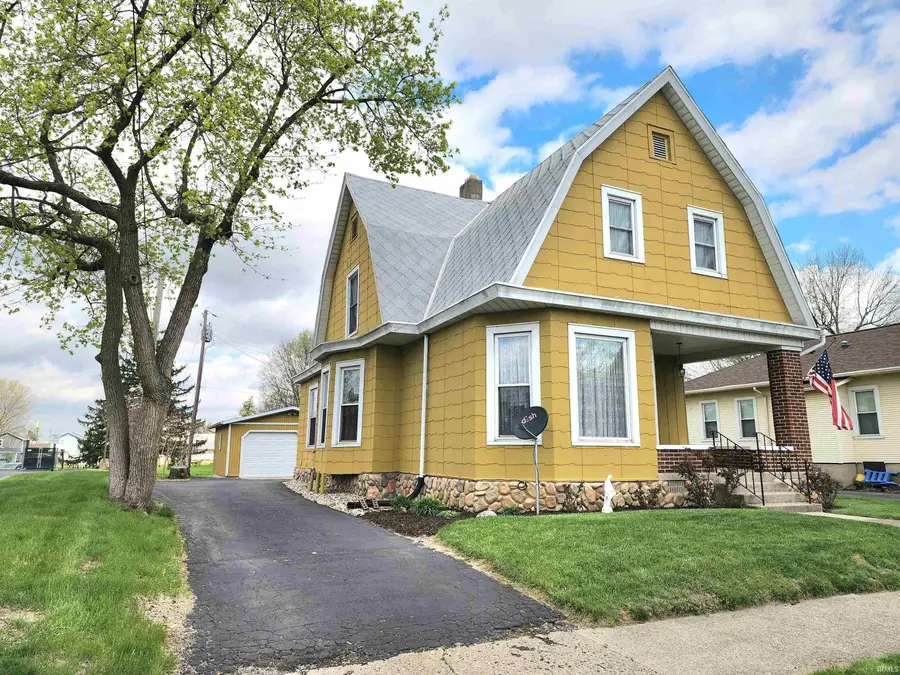 36 Madison Street, Huntington, IN 46750 - #2
