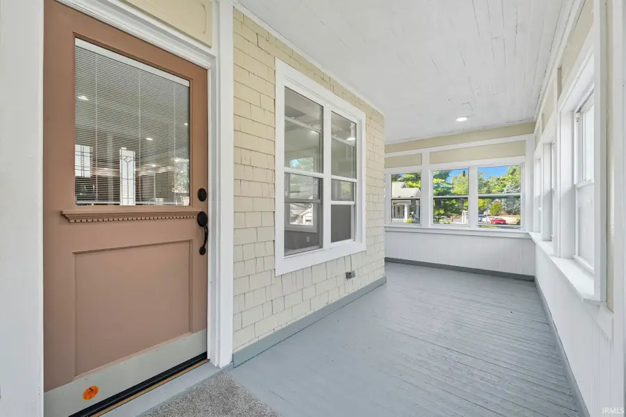 1040 Delaware Avenue, Fort Wayne, IN 46805 - #2