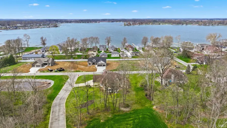 3669 E Greystone Drive, Warsaw, IN 46582 - #3