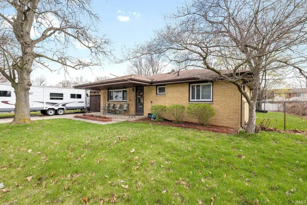 1220 Victory Avenue, South Bend, IN 46615 - #1