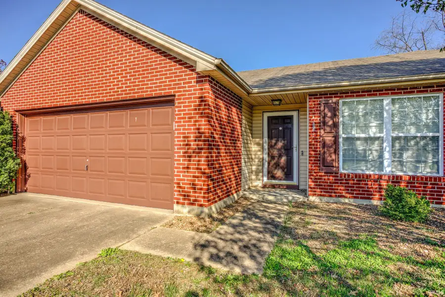 1916 Seasons Ridge Boulevard, Evansville, IN 47715 - #2