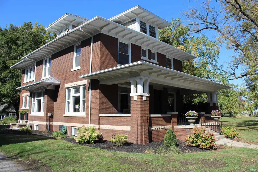 408 N Range Street, Wolcott, IN 47995 - #2