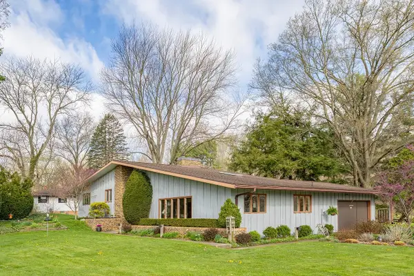 26103 Vista Lane, Elkhart, IN 46517