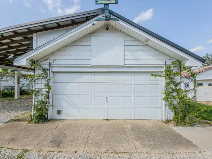 107 S 6th Street, Saint Francisville, IL 62460 - #3