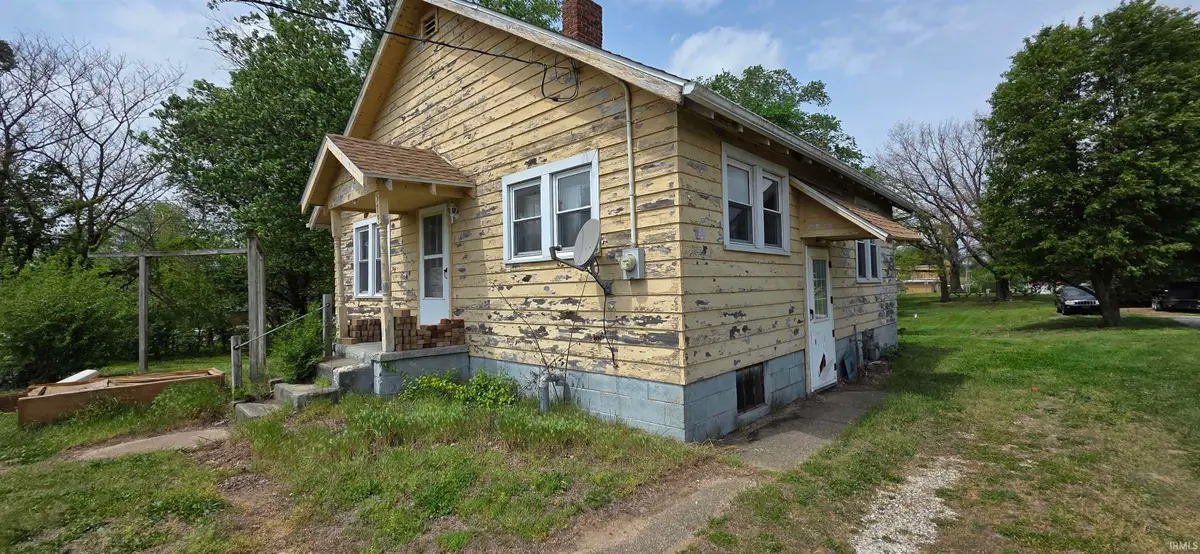 579 Marlatt Street, Plainville, IN 47568 - #1