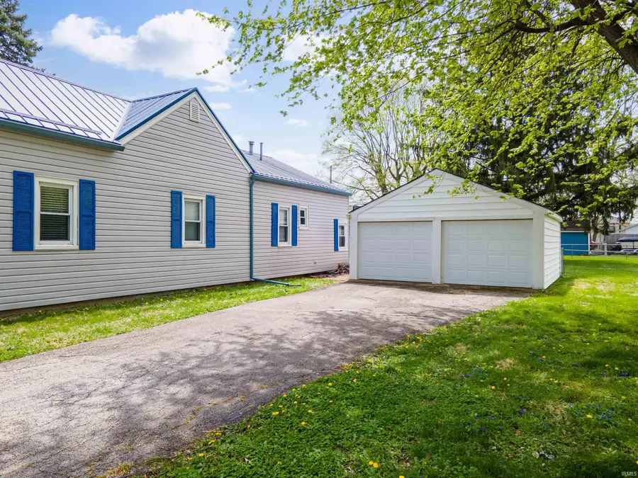 105 W North C Street, Gas City, IN 46933 - #3