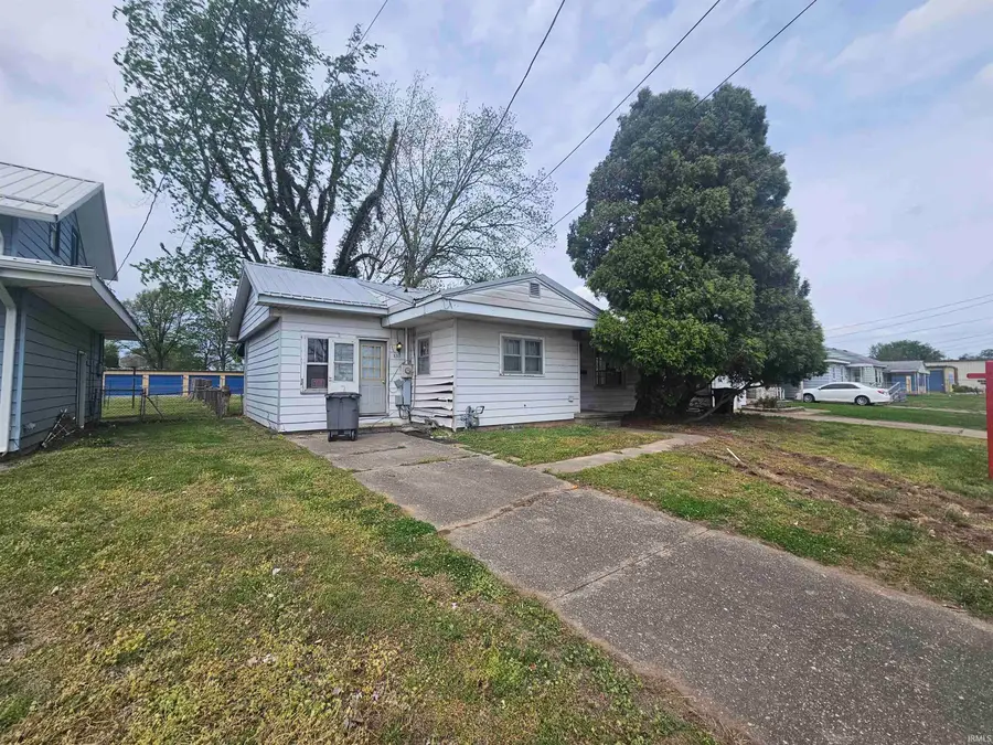 833 S 13th Street, Vincennes, IN 47591 - #3