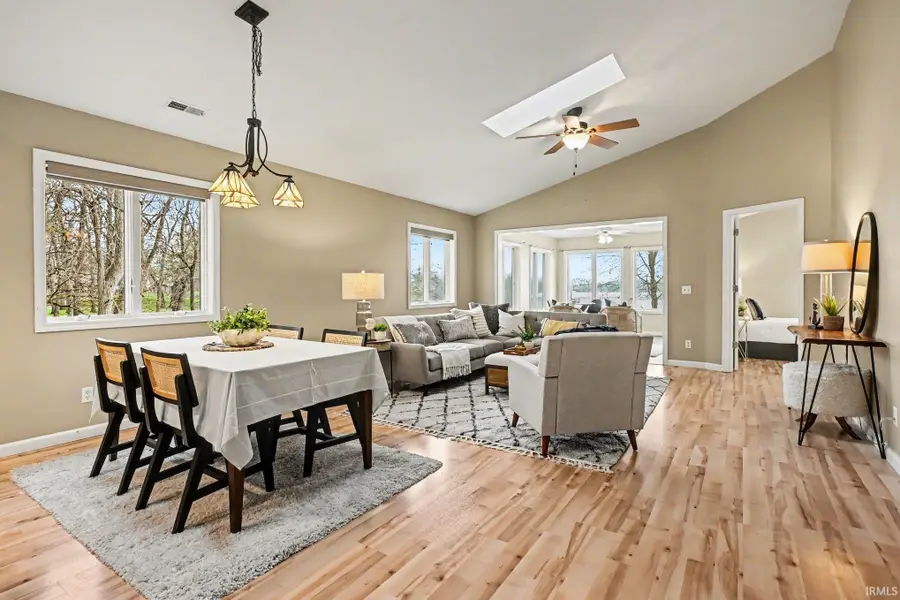 800 E Arthur Street #H4, Warsaw, IN 46580 - #2