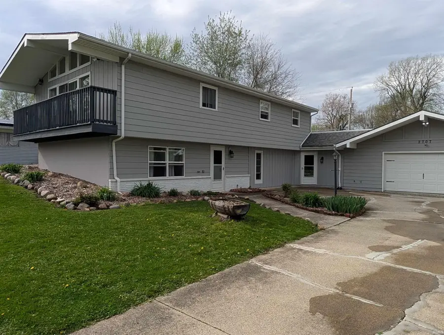 2707 Otsego Drive, Fort Wayne, IN 46825 - #2