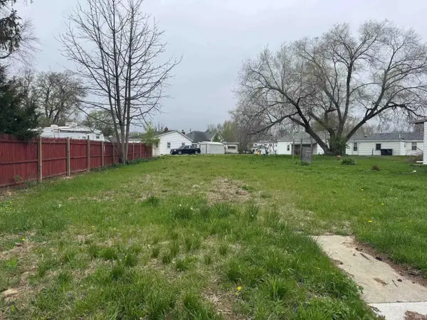 2417 S Hoyt, Muncie, IN 47302