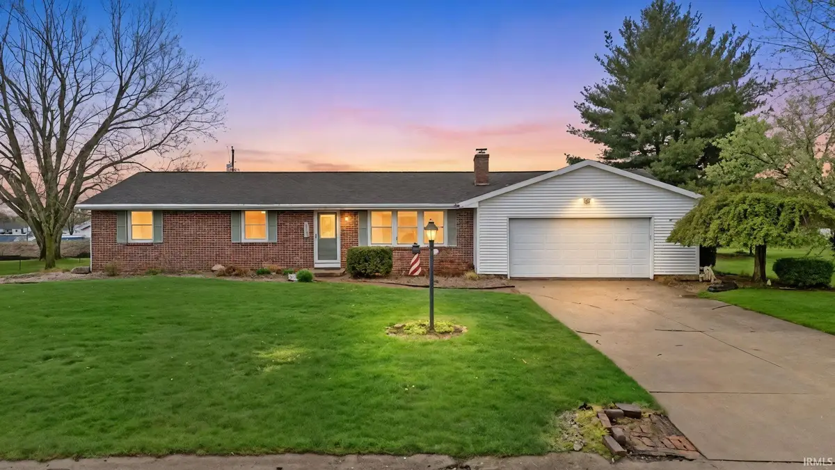 1402 Sunset Drive, Winona Lake, IN 46590 - #1